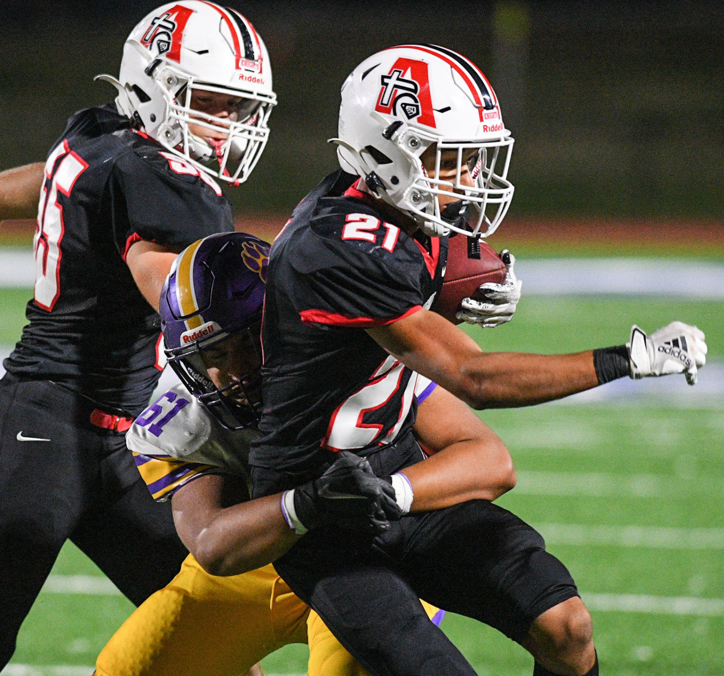 092321-qc-spt-dewitt-assum-fball-028